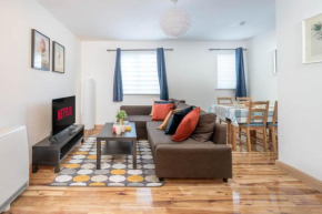 2 bedroom flat near London ExCel